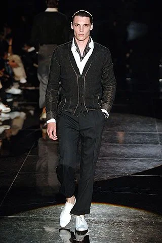 Look 25